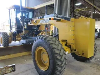 2020 John Deere 672G