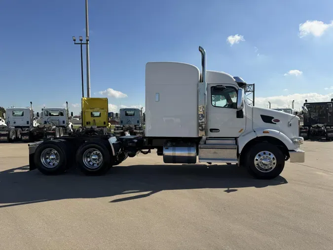 2021 Peterbilt 567