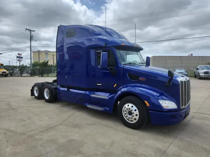 2022 Peterbilt 579