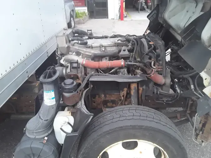 2016 ISUZU NPR