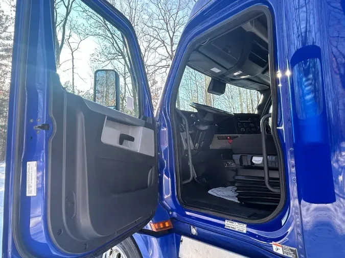 2022 Freightliner Cascadia