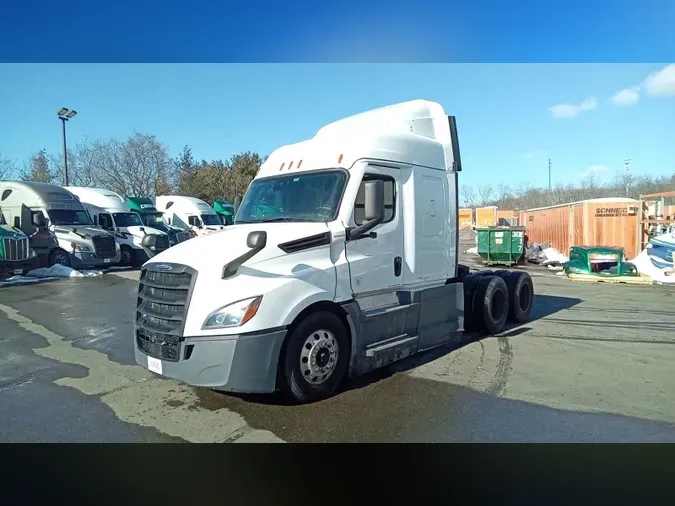 2022 Freightliner Cascadia 126