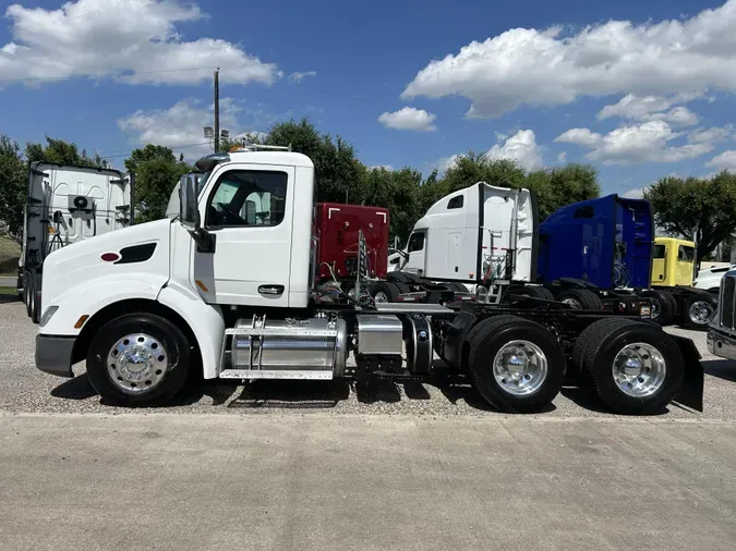 2020 Peterbilt 579