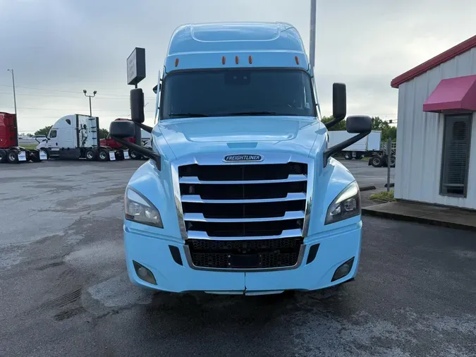 2023 FREIGHTLINER CASCADIA 126