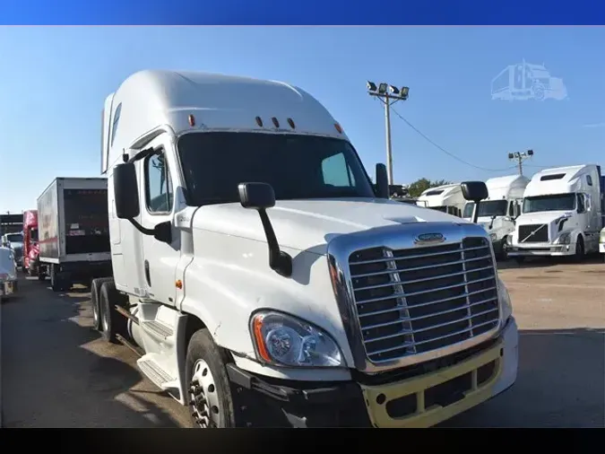 2016 FREIGHTLINER CASCADIA 125