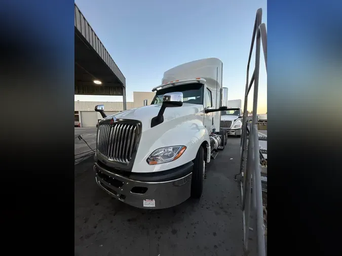 2020 NAVISTAR INTERNATIONAL LT625 DAYCAB T/A89506b0ab3dc73345fb9a2f7f0f69ef4