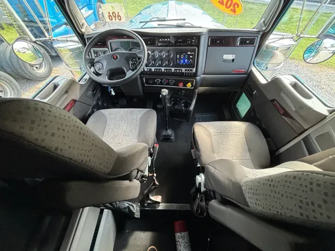 2021 Kenworth W900L