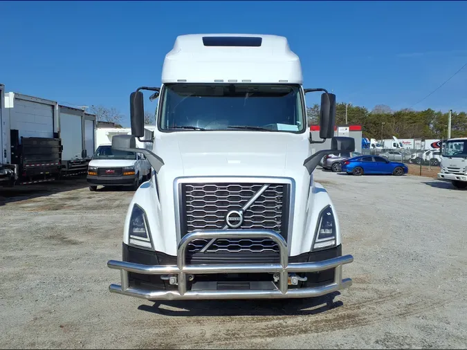 2019 VOLVO VNL64T-760