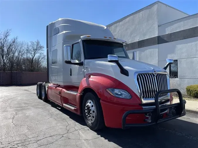 2022 INTERNATIONAL LT625