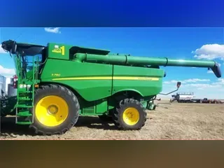 2021 John Deere S780