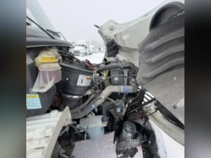 2023 FREIGHTLINER/MERCEDES M2 106