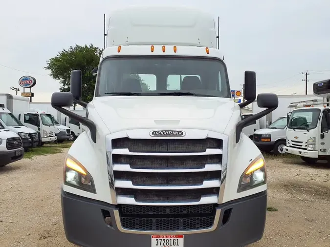 2019 FREIGHTLINER NEW CASCADIA 116