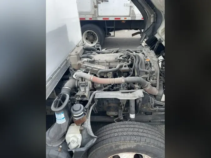 2018 ISUZU NPR HD