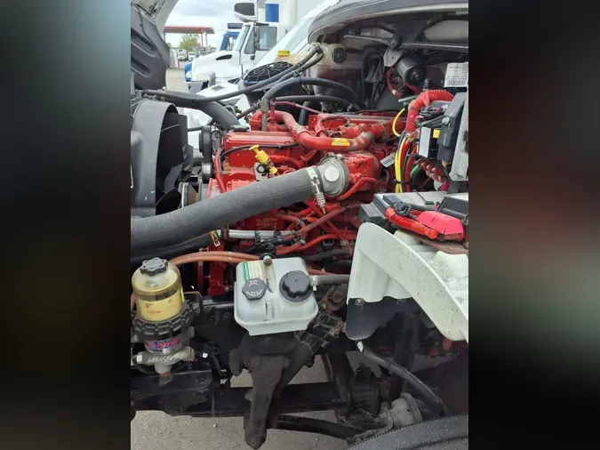 2021 FREIGHTLINER M2 106