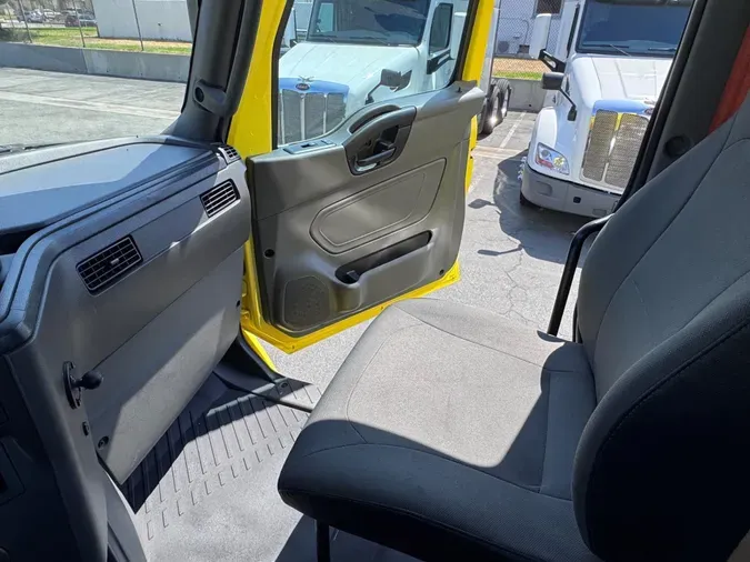 2023 International LT625896499f398d3118fb2081b0883cb2f54