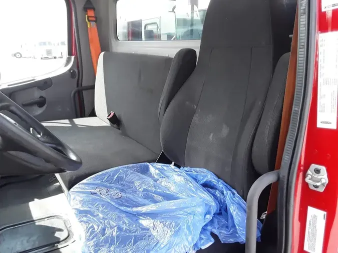 2020 FREIGHTLINER/MERCEDES M2 106