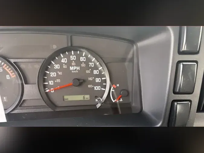 2025 ISUZU GAS NPRGASHD