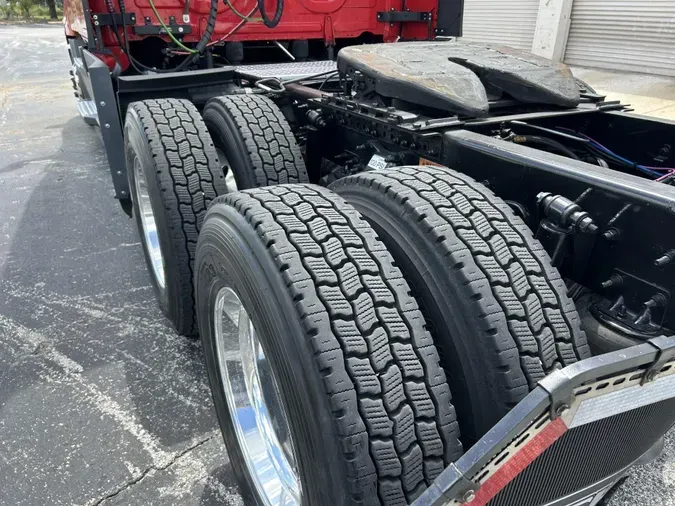 2022 Freightliner Cascadia
