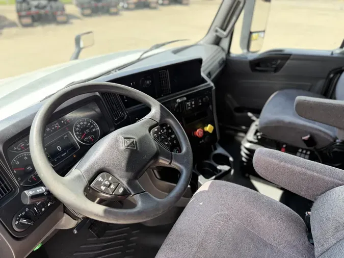 2023 International LT625