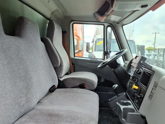 2017 NAVISTAR INTERNATIONAL 4300