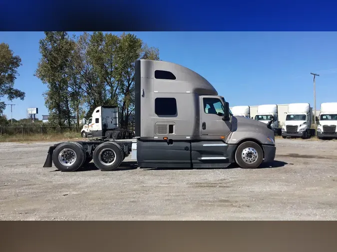 2022 International LT8973a8164d9c80655e1bbe048475b6d1