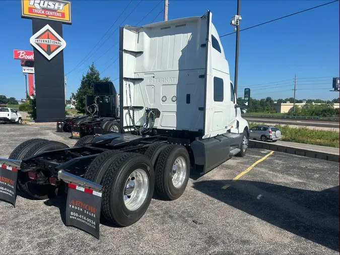2018 International LT625