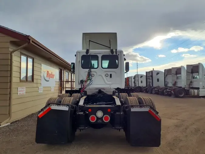 2019 FREIGHTLINER/MERCEDES NEW CASCADIA PX12664