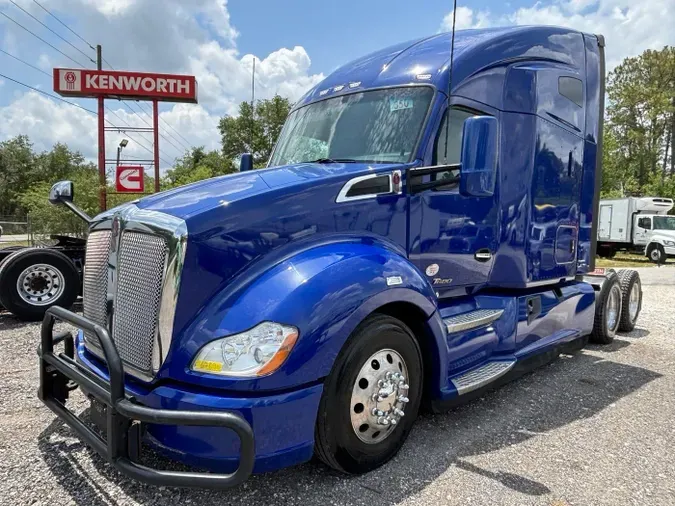 2022 Kenworth T680
