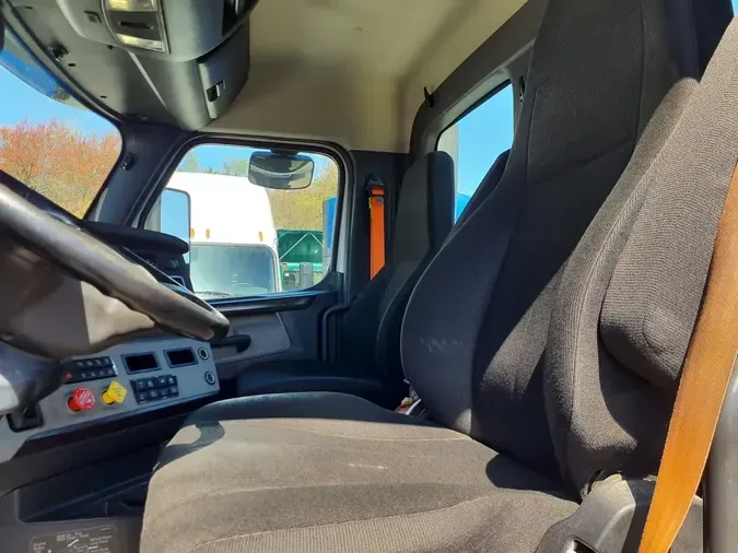 2019 FREIGHTLINER/MERCEDES NEW CASCADIA 126