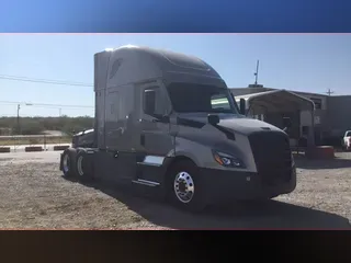 2022 Freightliner Cascadia 126