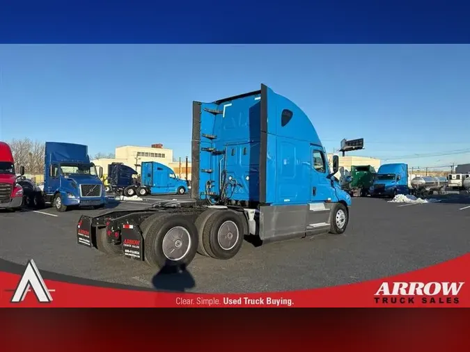 2021 FREIGHTLINER CA126