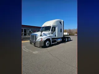 2019 FREIGHTLINER/MERCEDES CASCADIA 125