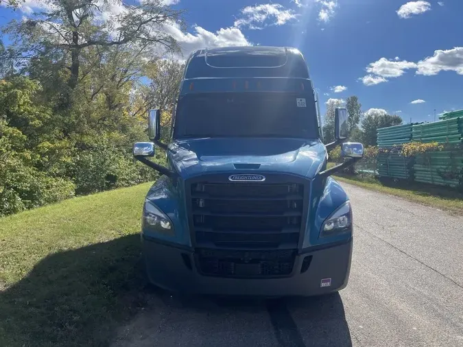 2022 Freightliner Cascadia®