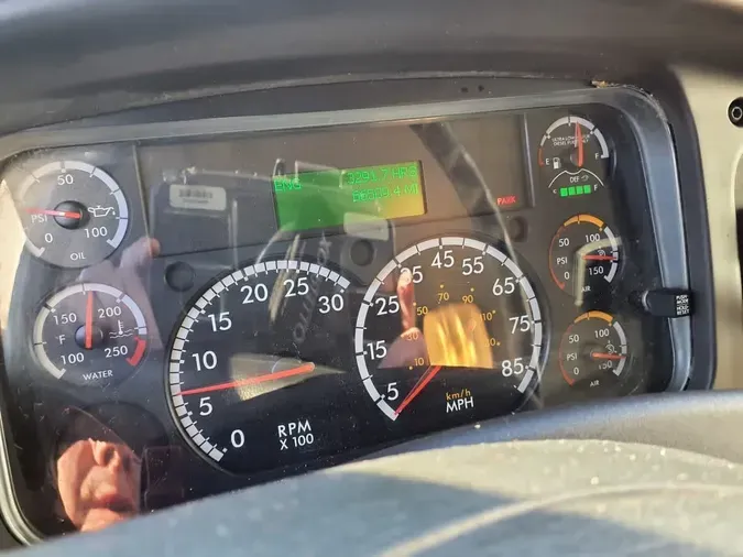 2016 FREIGHTLINER/MERCEDES M2 106