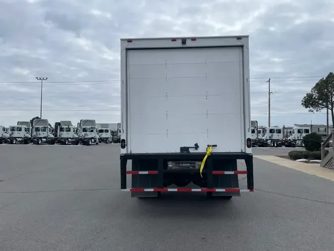 2019 FREIGHTLINER/MERCEDES M2 106