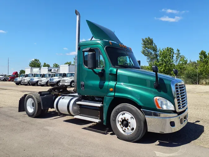 2016 FREIGHTLINER/MERCEDES CASCADIA 125