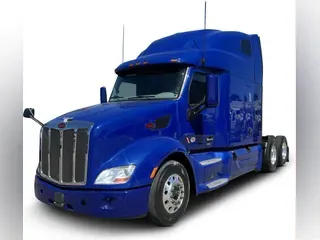 2022 Peterbilt 579