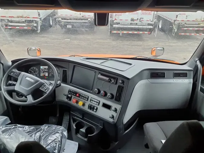 2019 FREIGHTLINER/MERCEDES NEW CASCADIA PX12664