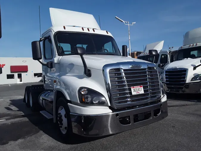 2018 FREIGHTLINER/MERCEDES CASCADIA 125