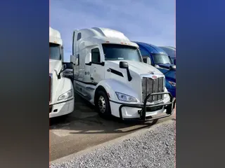 2023 PETERBILT 579