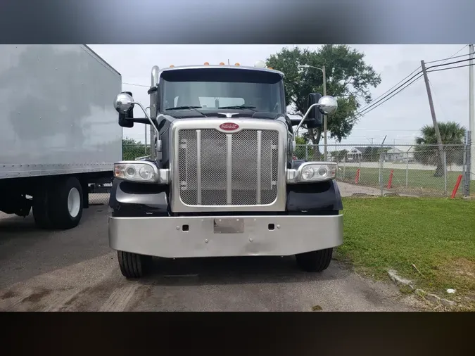 2023 Peterbilt 567