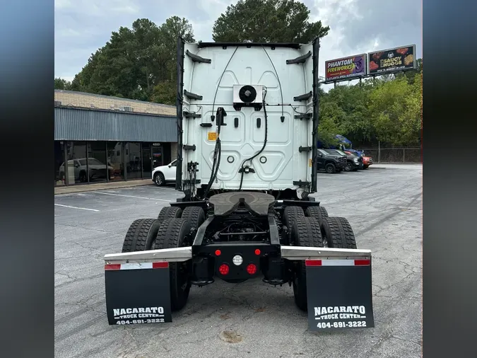 2020 FREIGHTLINER CASCADIA 126