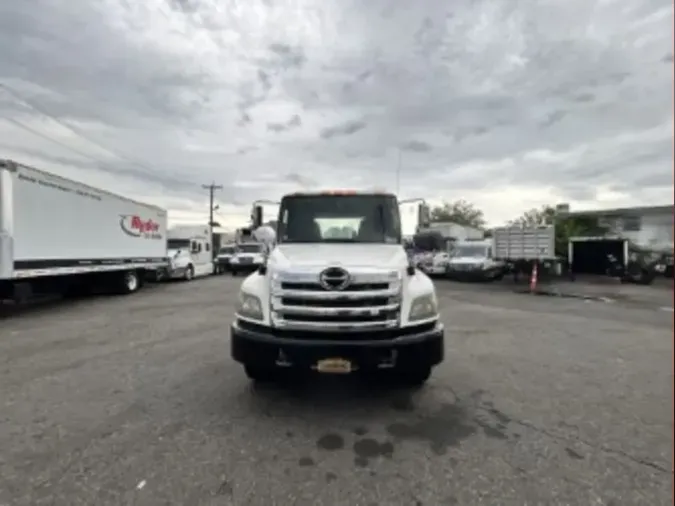 2015 HINO HINO 338