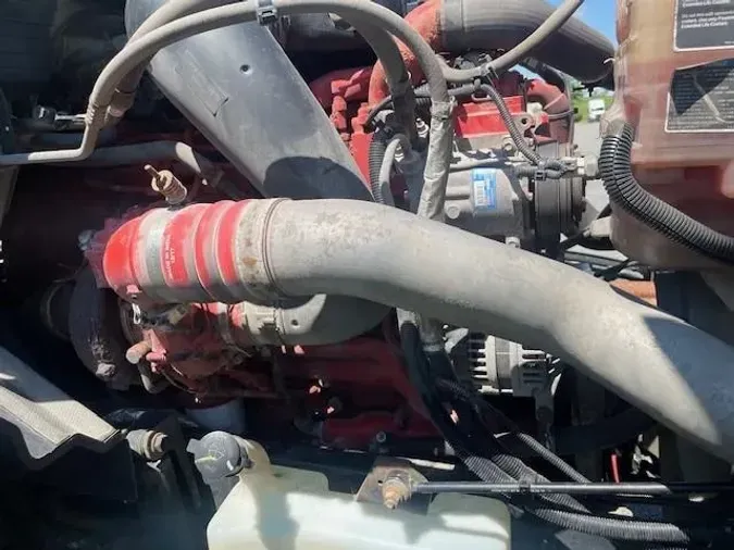 2019 International LT625
