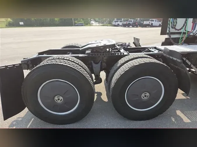 2022 INTERNATIONAL LT625