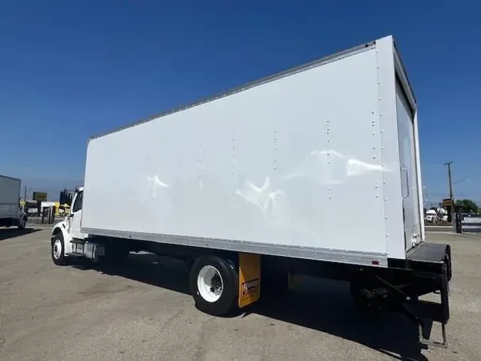 2018 Freightliner Business Class M2 106