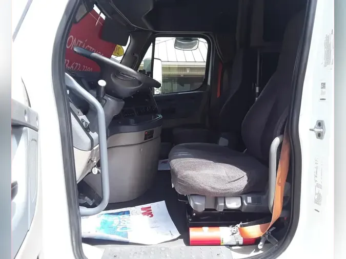 2018 FREIGHTLINER/MERCEDES CASCADIA 125