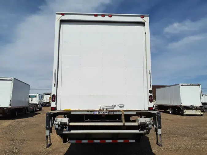 2018 FREIGHTLINER M2 106