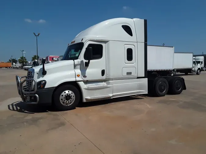 2020 FREIGHTLINER/MERCEDES CASCADIA 125