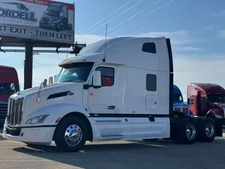 2022 PETERBILT 579